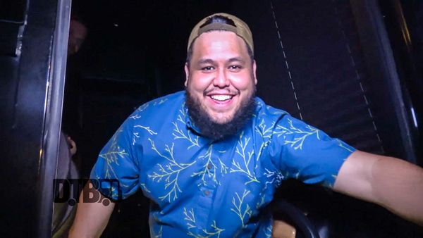 The Green – BUS INVADERS Ep. 1281 [VIDEO]