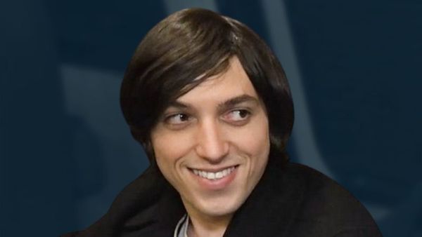 Loveless – DREAM TOUR Ep. 977 [VIDEO]