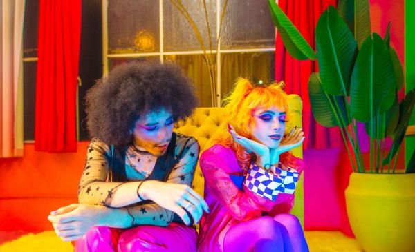 Honey Revenge – FIRST CONCERT EVER