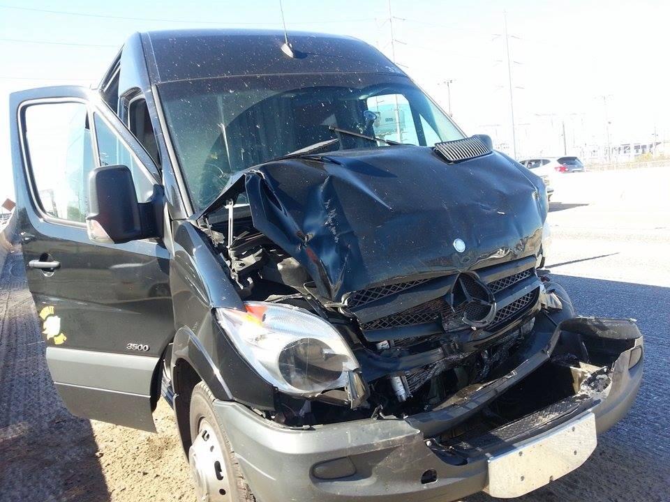 Decapitated - van accident - photo 1