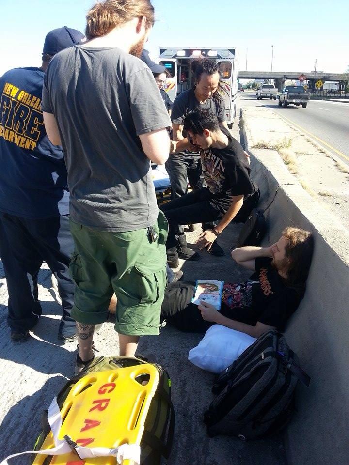 Decapitated - van accident - photo 2