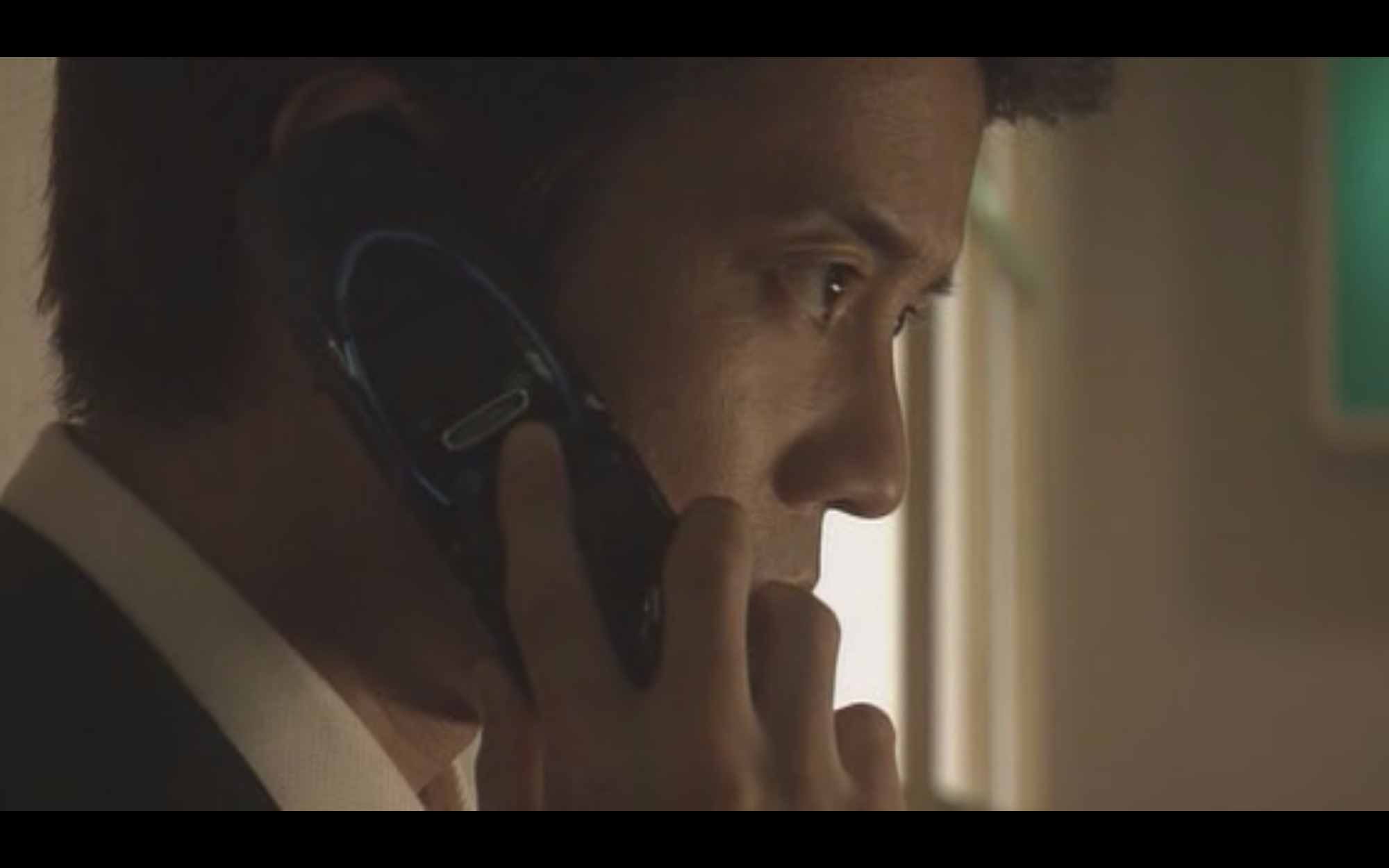 angry zaizen on cellphone