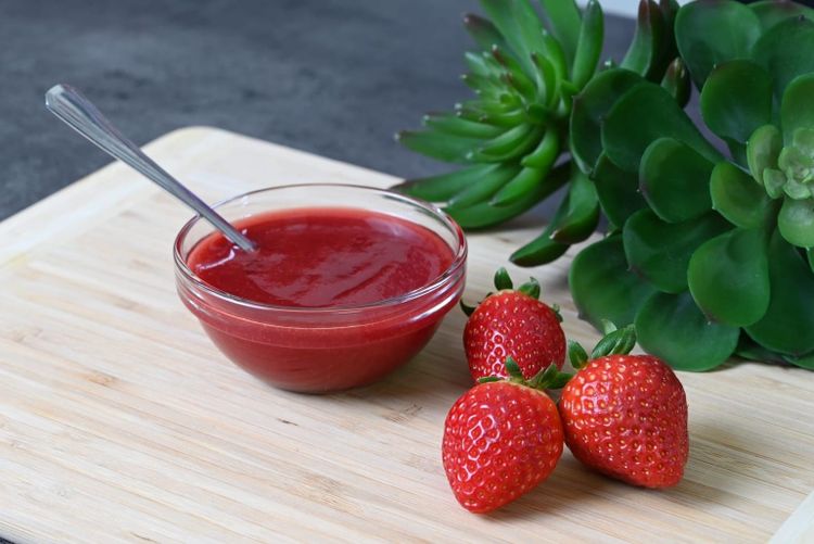 Raspberry and Strawberry Coulis