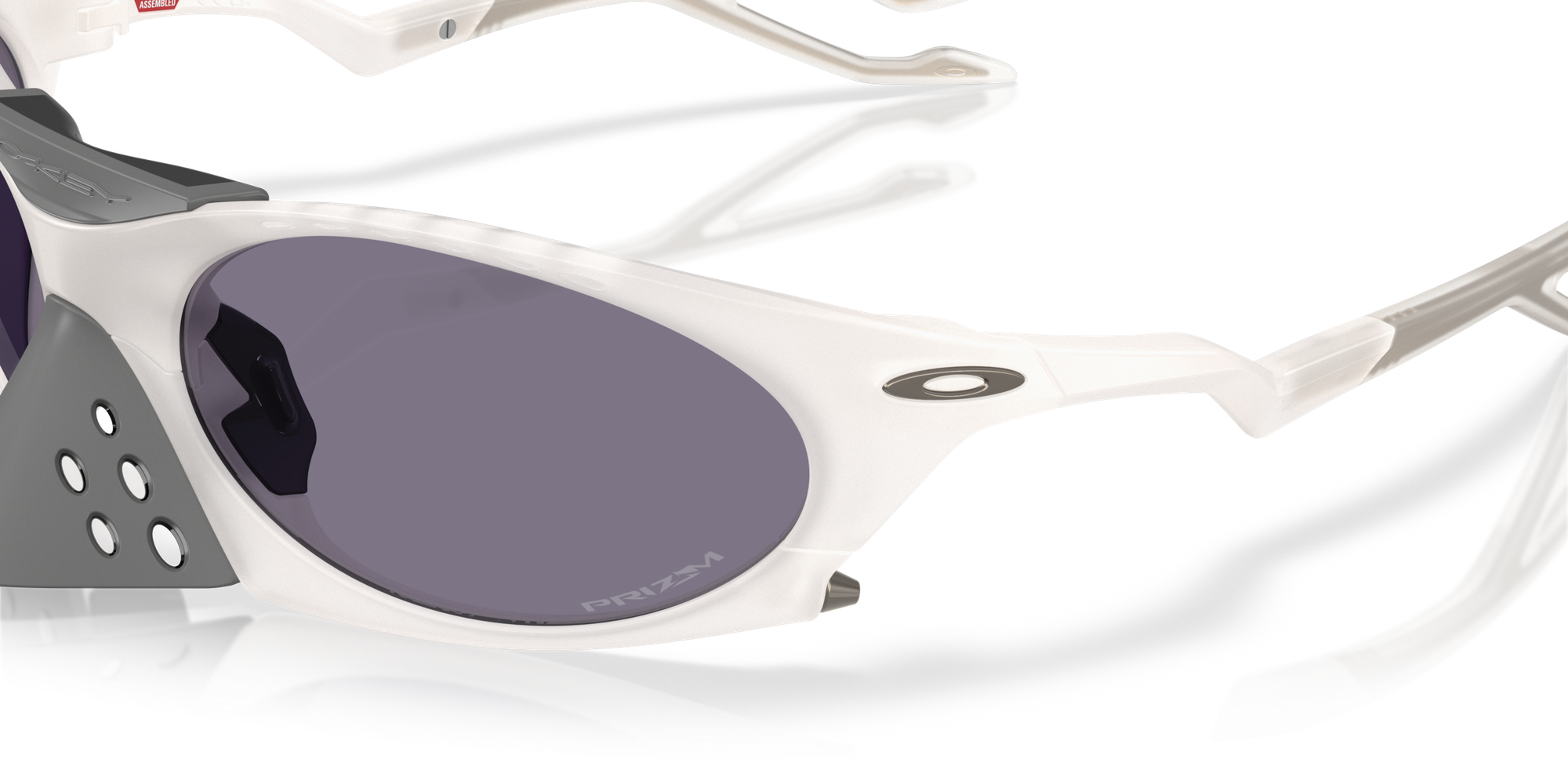 Oakley Plantaris Seek Collection Prizm Grey&nbsp;Lenses Matte Vapor&nbsp;Frame