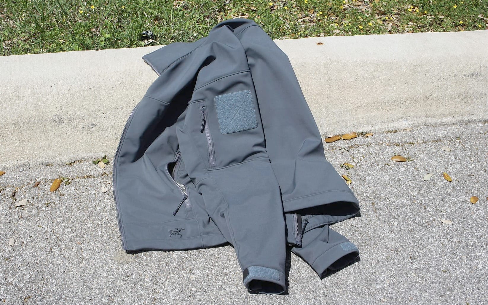 Arc'teryx Leaf Minotaur Softshell Jacket Wolf