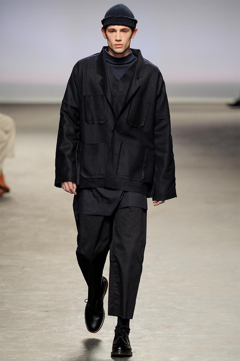 Craig Green FW2013 MAN look 7 — hand-painted horizontal stripe top over layered white cotton with rolled-hem trousers
