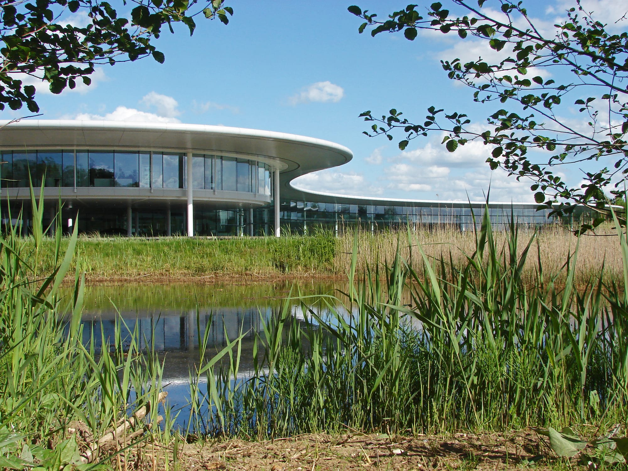 McLaren Technology Centre, Foster + Partners, Woking