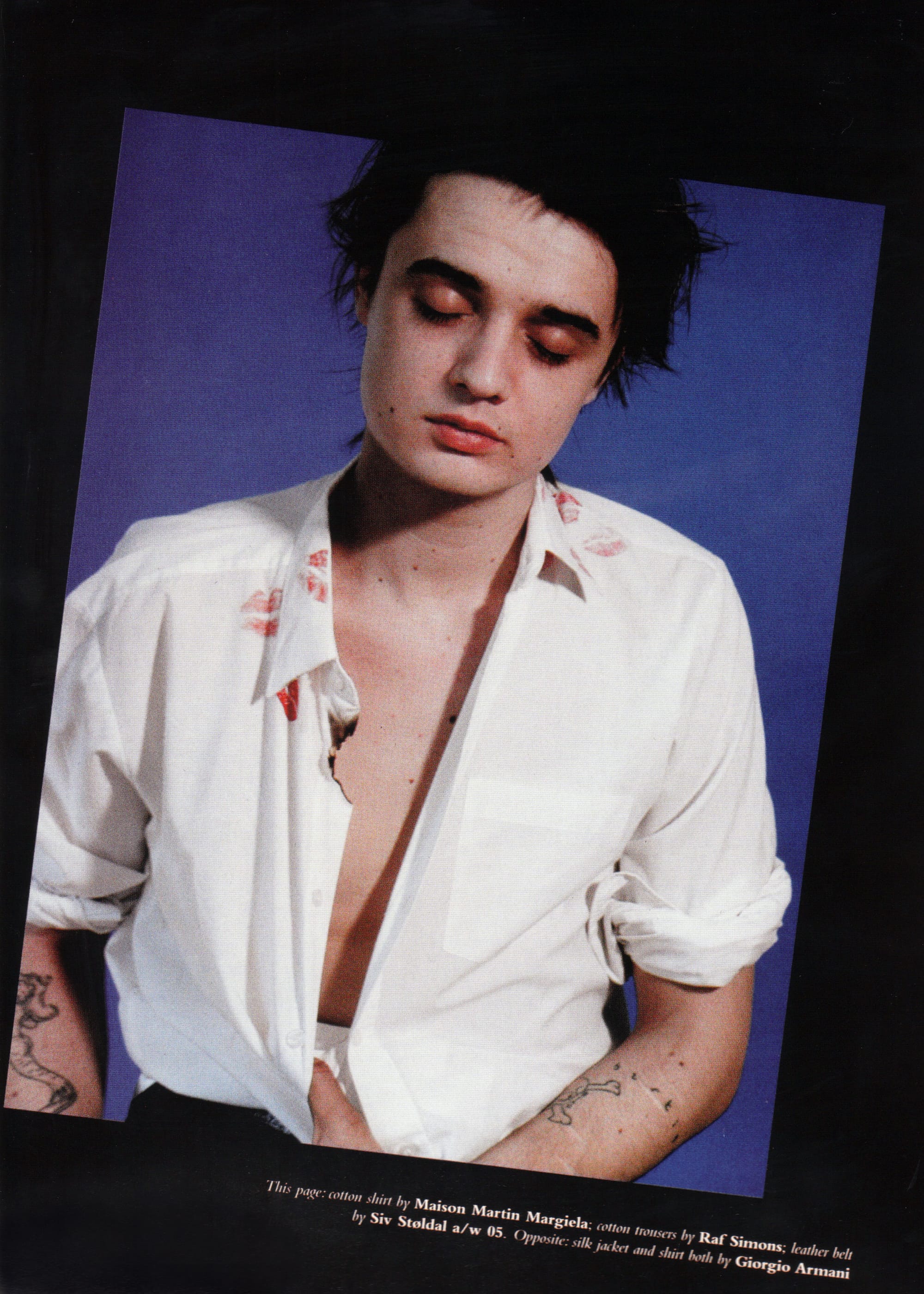 Peter Doherty wearing a lipstick-kiss shirt for Maison Martin Margiela Line 0 in Arena Homme+.