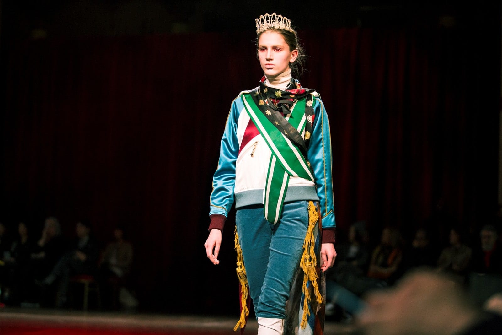 Undercover Autumn/Winter 2014 runway look 11 from Jun Takahashi's fairytale-inspired collection.