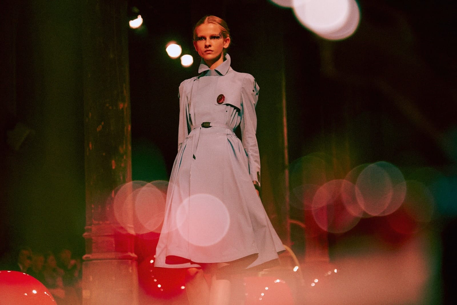 Undercover Spring/Summer 2015 runway look 09 from Jun Takahashi's digital-age fairytale collection.