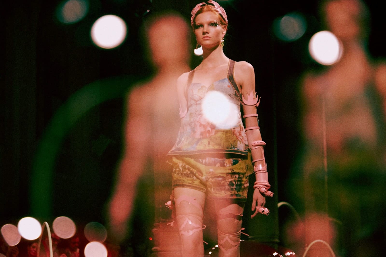 Undercover Spring/Summer 2015 runway look 10 from Jun Takahashi's digital-age fairytale collection.