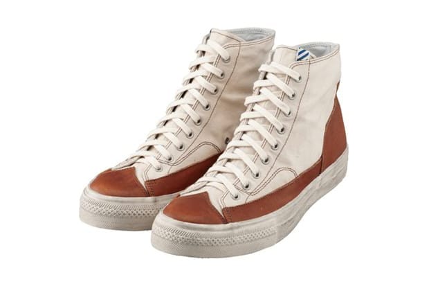Ivory canvas and brown leather visvim SKAGWAY ESTLIN sneakers.