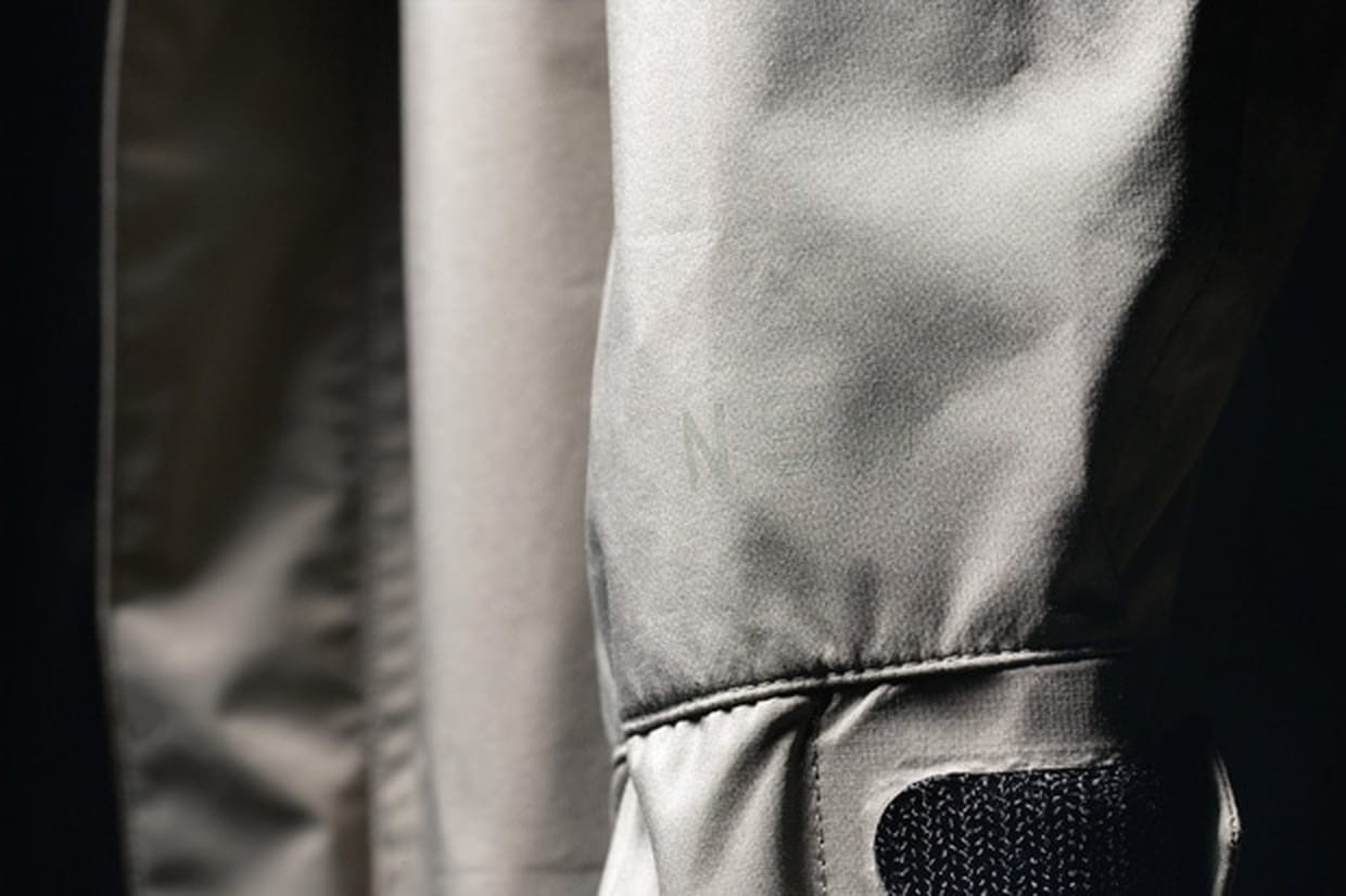 Nike Sportswear NSW M51 Parka cuff and laser-perforated vent detail