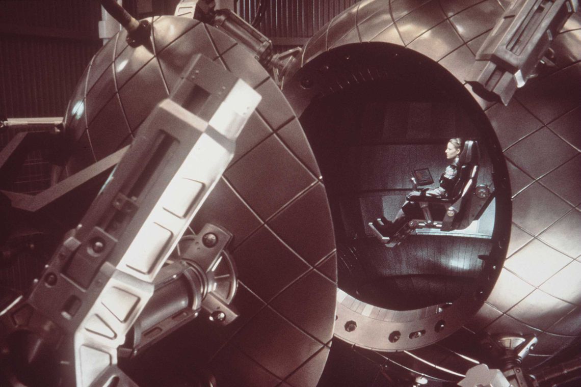 Jodie Foster in Contact 1997