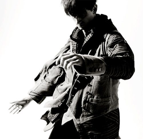 Number (N)ine Summer 2008 Collection "Birds" Feature