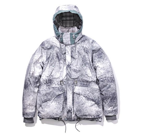 white mountaineering aw2011 digital camo down jacket
