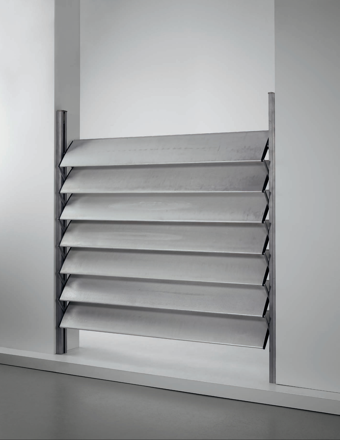 Seven-panelled sun-shutter, Jean Prouvé from the Cité scolaire de La Dullague