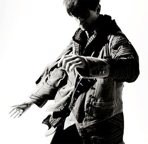 Number (N)ine Summer 2008 Collection "Birds" Feature