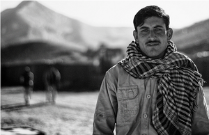 Keffiyeh — Black & White Traditional Scarf