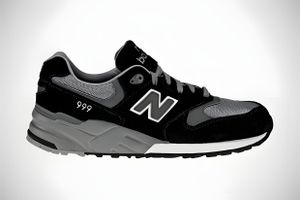 New Balance ML999 Fall 2011 — Black/Grey