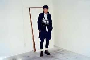 Thom Browne 4-Bar Merino Wool V-Neck Cardigan — Navy