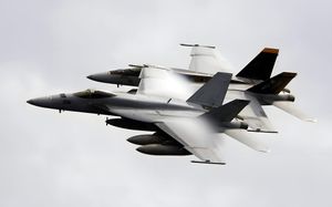 Boeing F/A-18E Super Hornet — VFA-27 Royal Maces Formation