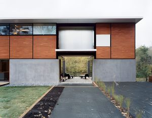 FlatPak House by Charles Lazor / Lazor Office