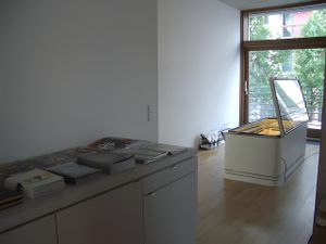 ACRONYM / Beinghunted HQ, Berlin (2006)