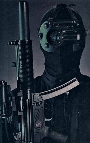 GIGN Operator MP5SD Night Vision