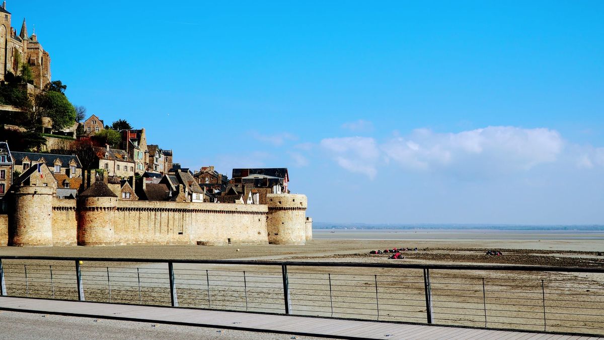 工具-社区-平台及三个追问