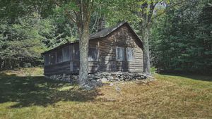 Robert Frost's Cabin