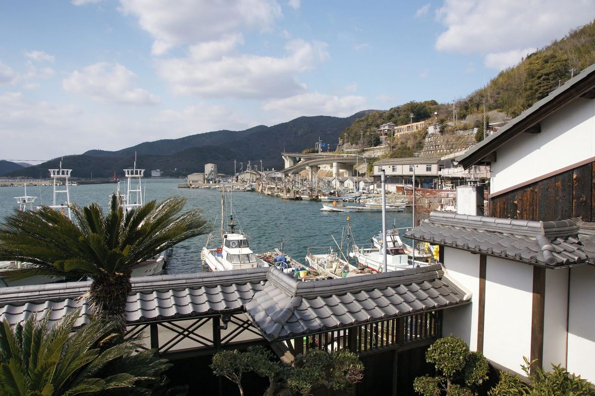 A Setouchi Hotel Conversion Makes Succession Part of the Investment Case
