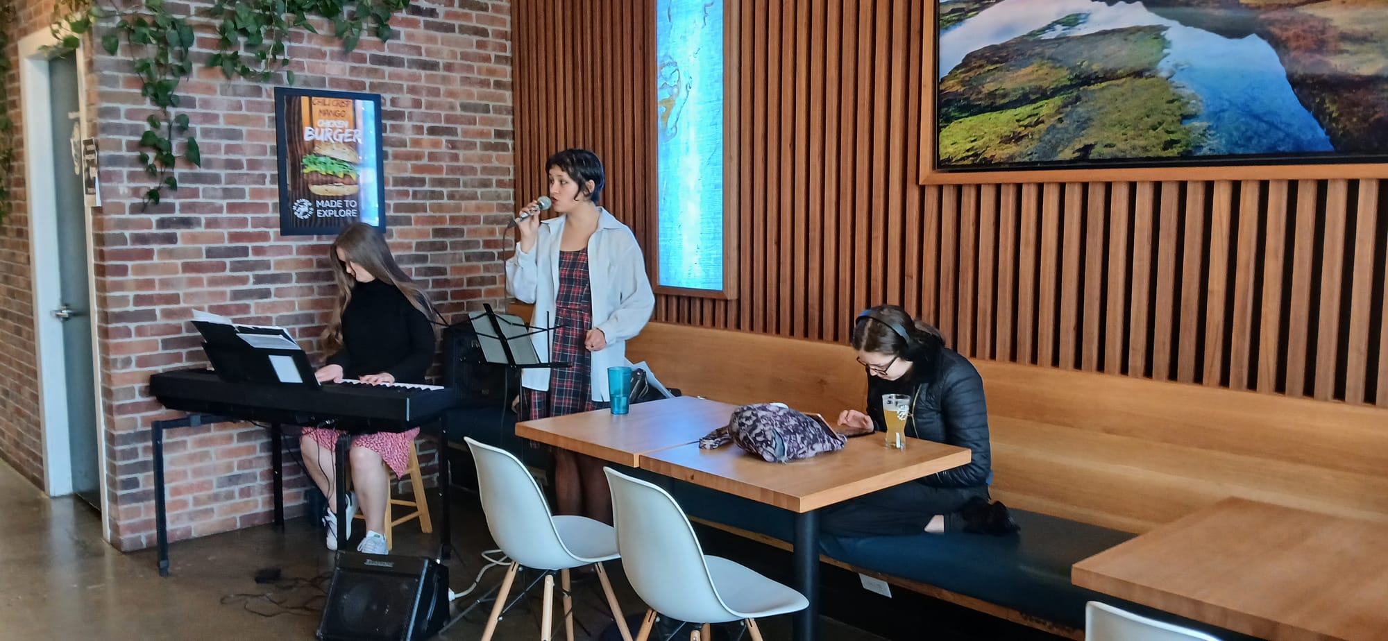 Amanda Cabralda & Marta Kalmar at Mariner Brewing