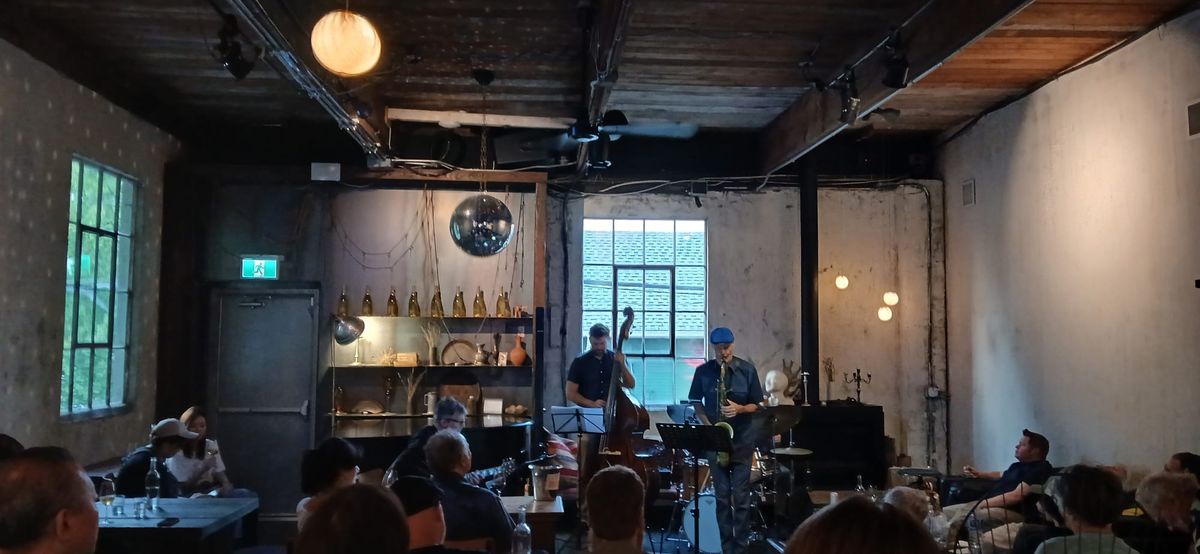 Jon Bentley plays The Bridge at La Fabrique St-George