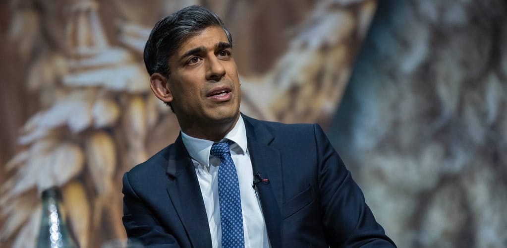 Government’s climate plan full of fairy tale technologies, Caroline Lucas says