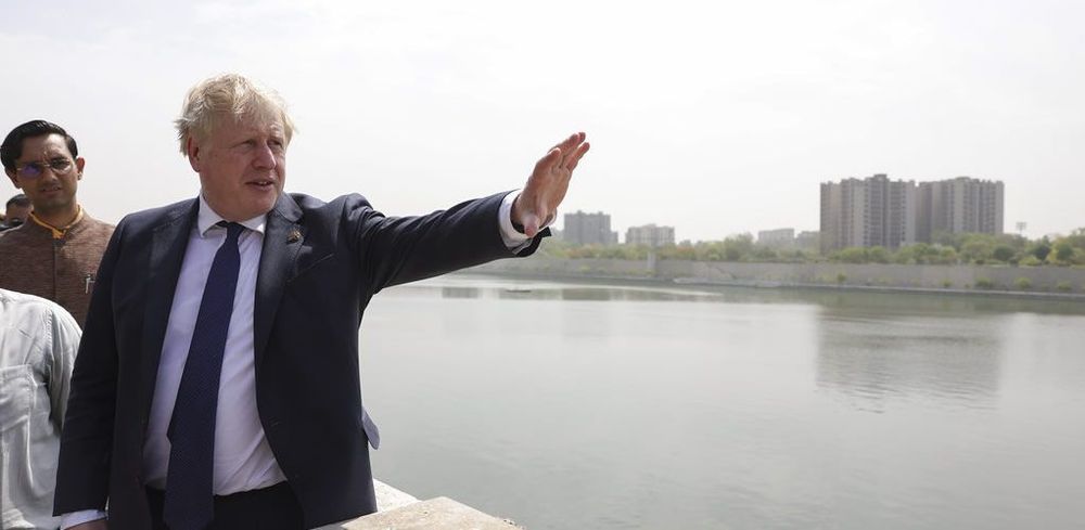 Suffocating democracy in a Tupperware tub. post image