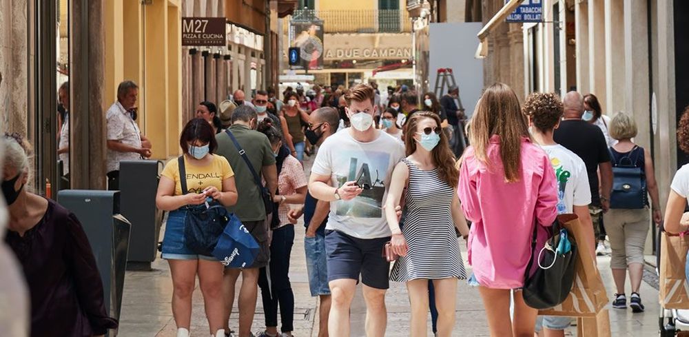 Should I still go on holiday if I have COVID? post image