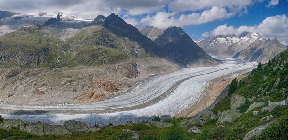 Glaciers in the Alps are melting faster than ever – and 2022 was their worst summer yet post image