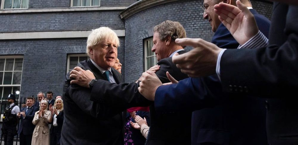 Resignation honours — What are they, why are they so controversial and can the system ever be changed? post image