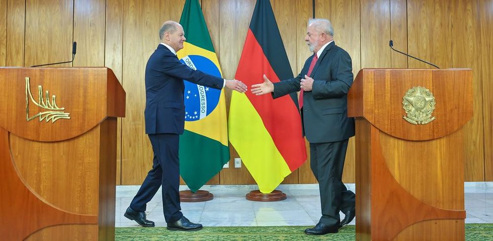 President Lula cold-shoulders Chancellor Scholz over sending military aid to Ukraine post image