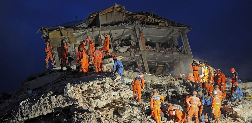 Who is assisting Turkey and Syria with earthquake relief efforts? post image