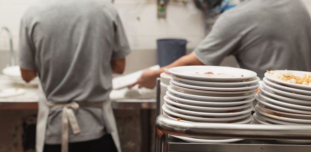 I’ve worked in precarious jobs for more than 10 years – here’s what unions should do to support migrant workers post image