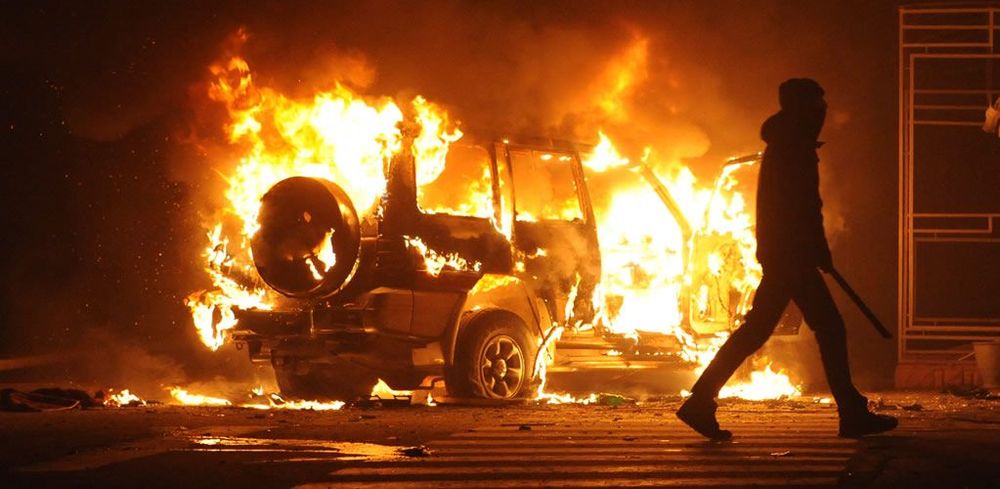 Paris riots: When police shot a teenager dead, a rumbling pressure cooker exploded post image