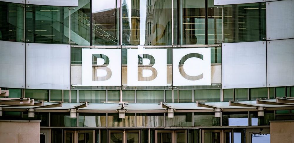 Lengthy off-air period looms for Huw Edwards amid BBC investigation post image