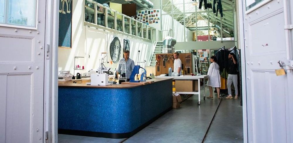 How a repair centre empowers migrants in Amsterdam post image