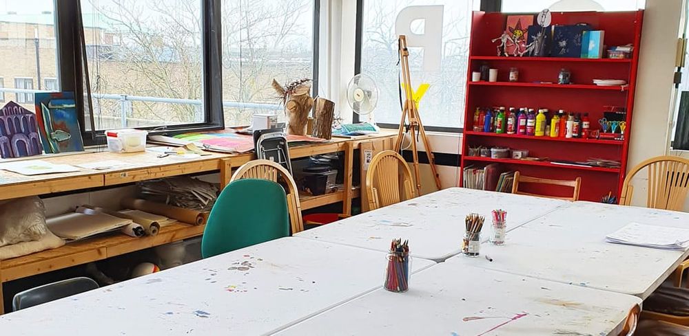 Why UK government policies have failed to recruit enough teachers for years post image