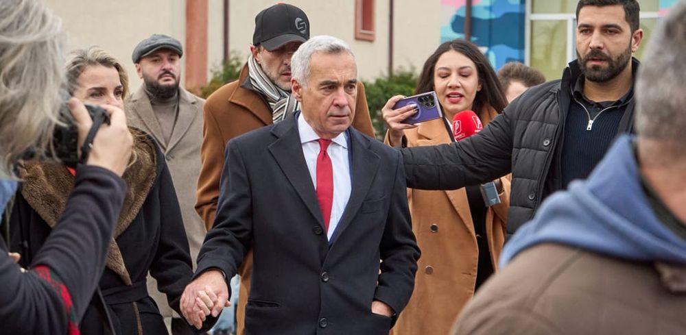 How a little-known far-right candidate manipulated TikTok to rise to the top in the Romanian election post image