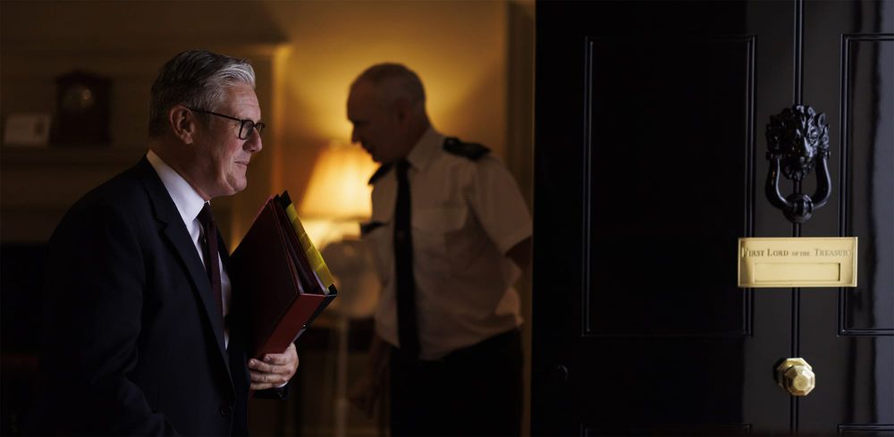 Starmer’s Downing Street reshuffle: Why he’s brought in Darren Jones for ‘phase two’ of his government post image