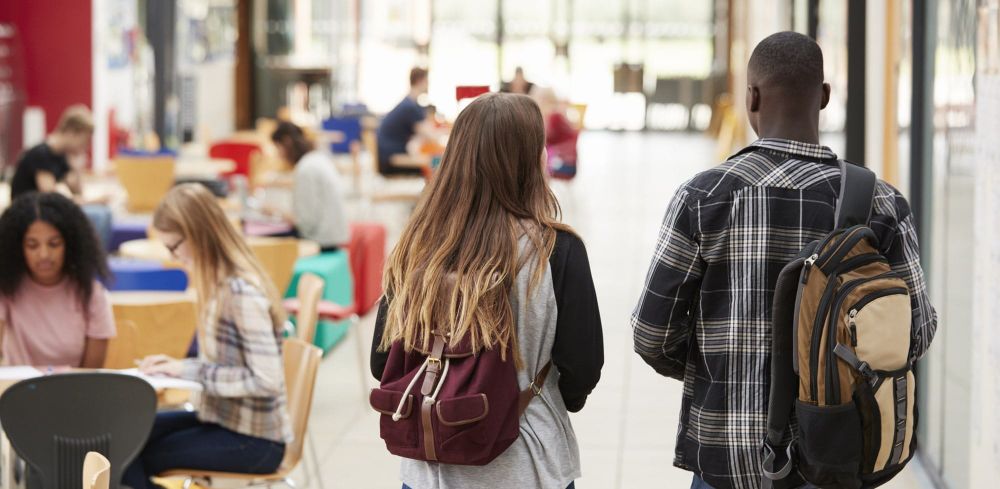 University still pays off – even in lower-wage Britain post image