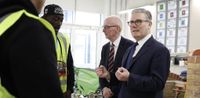 Starmer resists calls to quit as junior ministers resign, senior cabinet holds post image